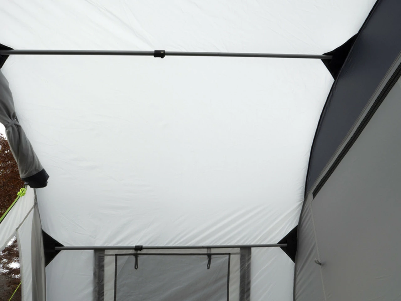 Reimo Tour Easy Young 2 Campervan Awning - Fits VW T5 T6 & More 8 Reimo Tour Easy Young 2 Campervan Awning - Fits VW T5 T6 & More - Image 6