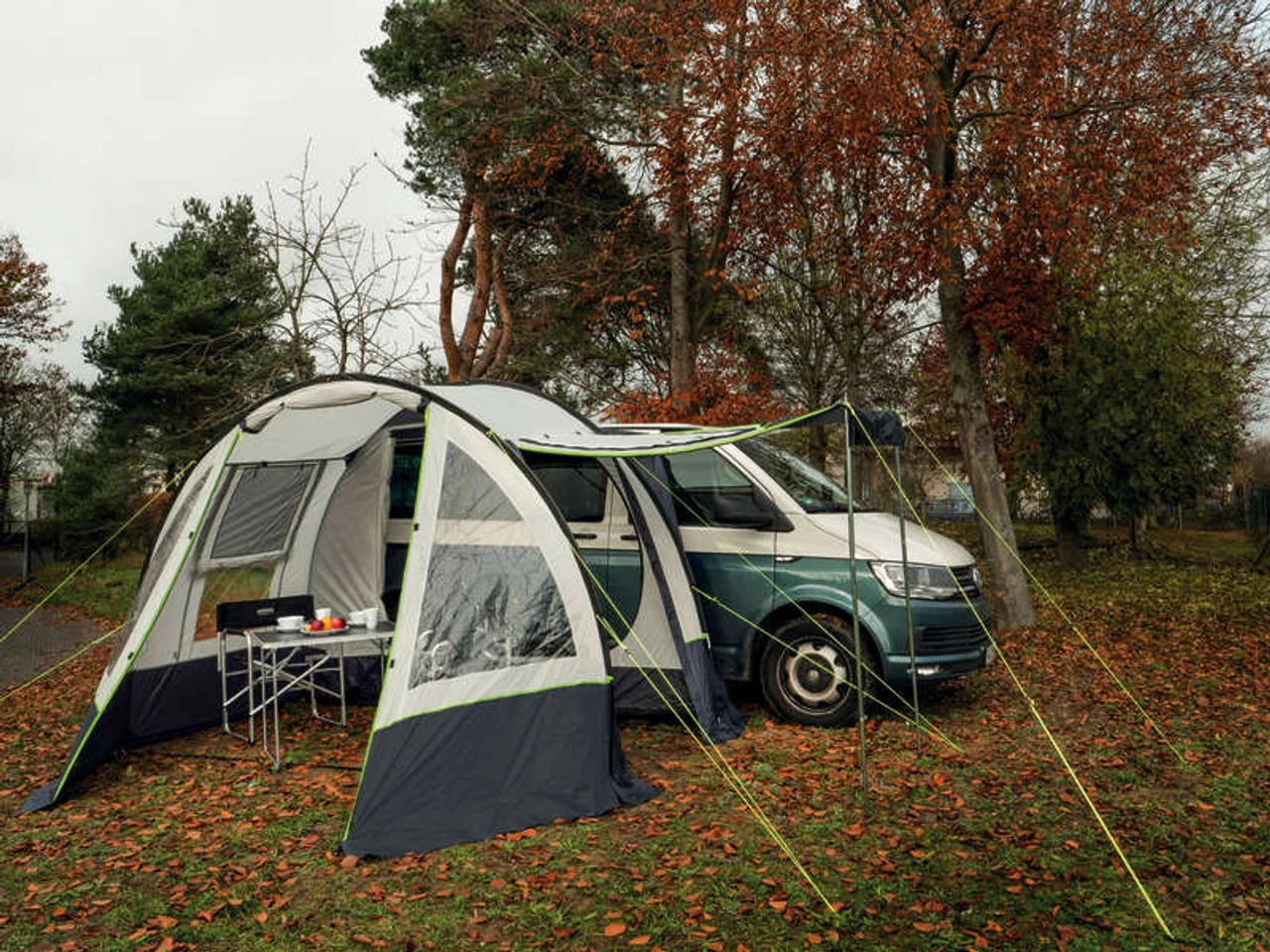 Reimo Tour Easy Young 2 Campervan Awning - Fits VW T5 T6 & More 3 Reimo Tour Easy Young 2 Campervan Awning - Fits VW T5 T6 & More