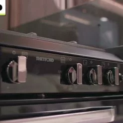Thetford K1520 Lightweight Oven And Hob Cooker With Dual Fuel Option -Kitchen And Bathroom Equip Shop Frame 03542 24742.1548361847